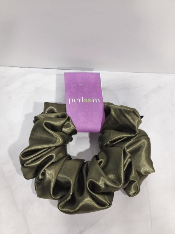 Σατέν Λαστιχάκι Μαλλιών (Scrunchie) Perloom – Λαδί