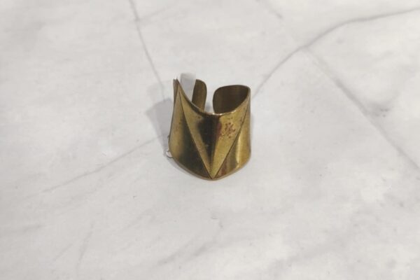 Χρυσό Γεωμετρικό Δαχτυλίδι Cuff